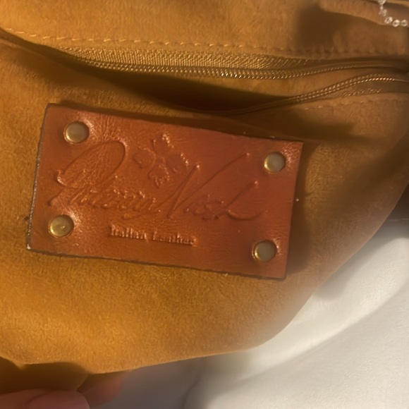 Patricia Nash tooled leather purse with removable strap dust bag included NEW - Picture 9 of 16